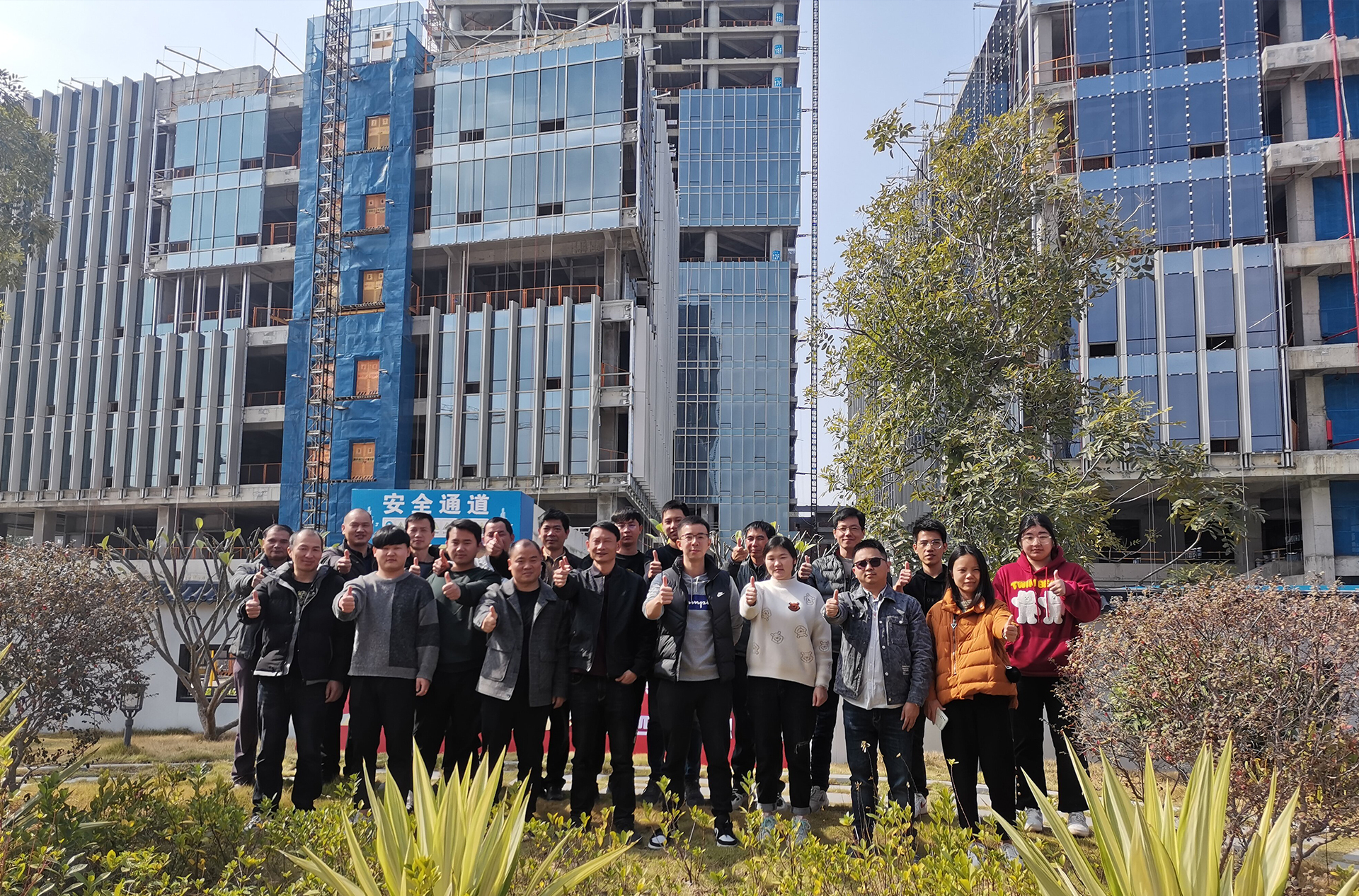 廈門現(xiàn)代服務(wù)業(yè)基地 （丙洲片區(qū)）統(tǒng)建區(qū)I -3地塊現(xiàn)場(chǎng)管理團(tuán)隊(duì)